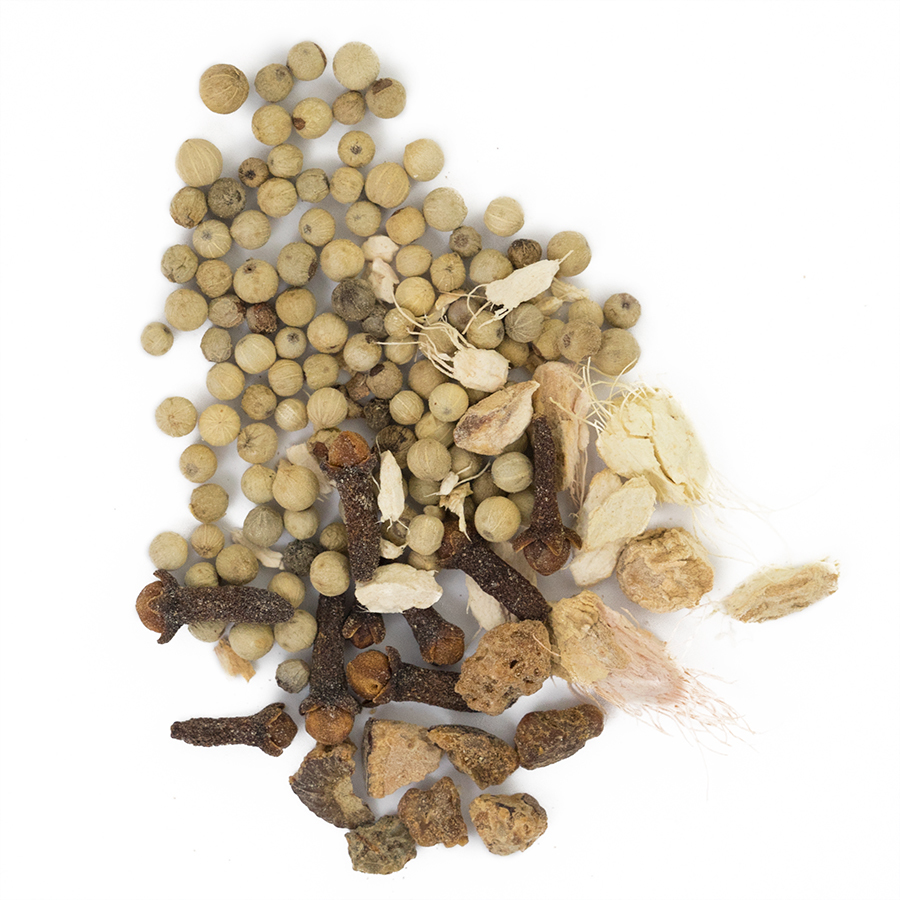French four spice blend