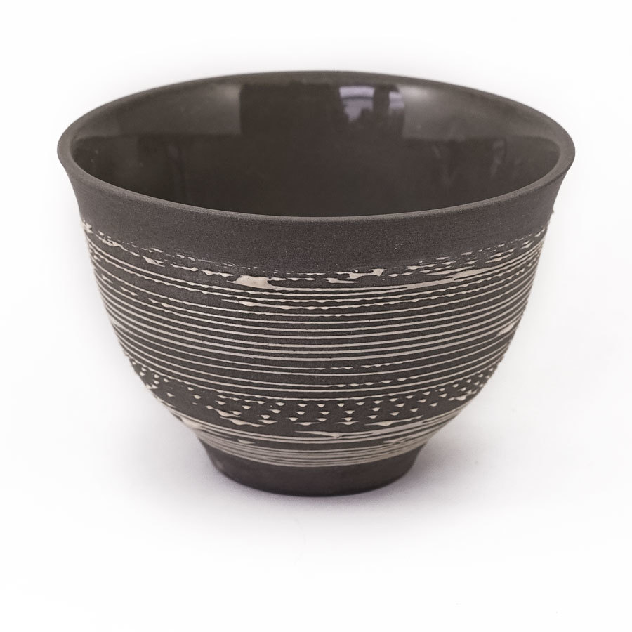 Shin Teacup - Slate with cream accent