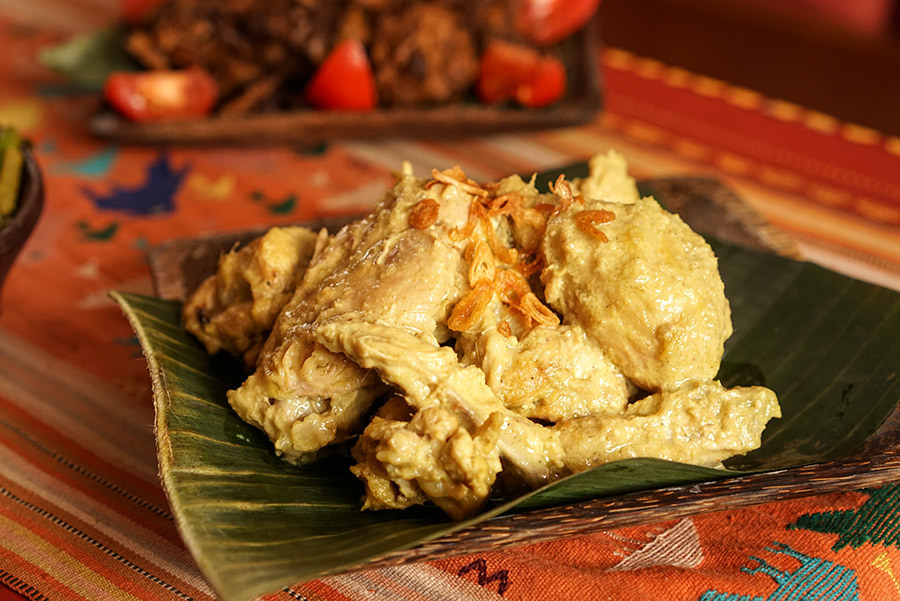 Ayam Gulai Putih - Indonesian white chicken curry