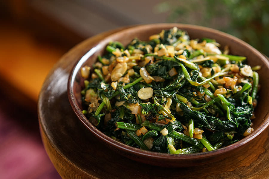 Almond Spinach