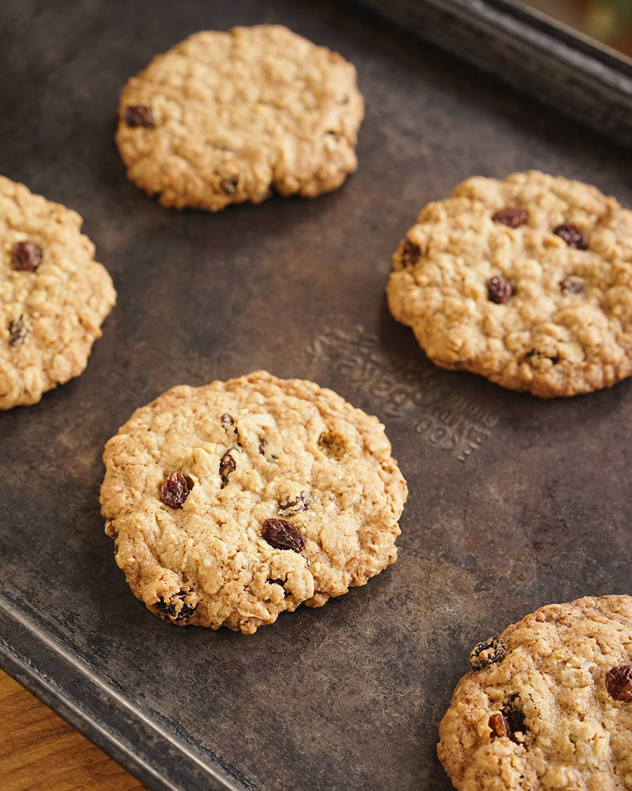 Oatmeal Raisin Cookies