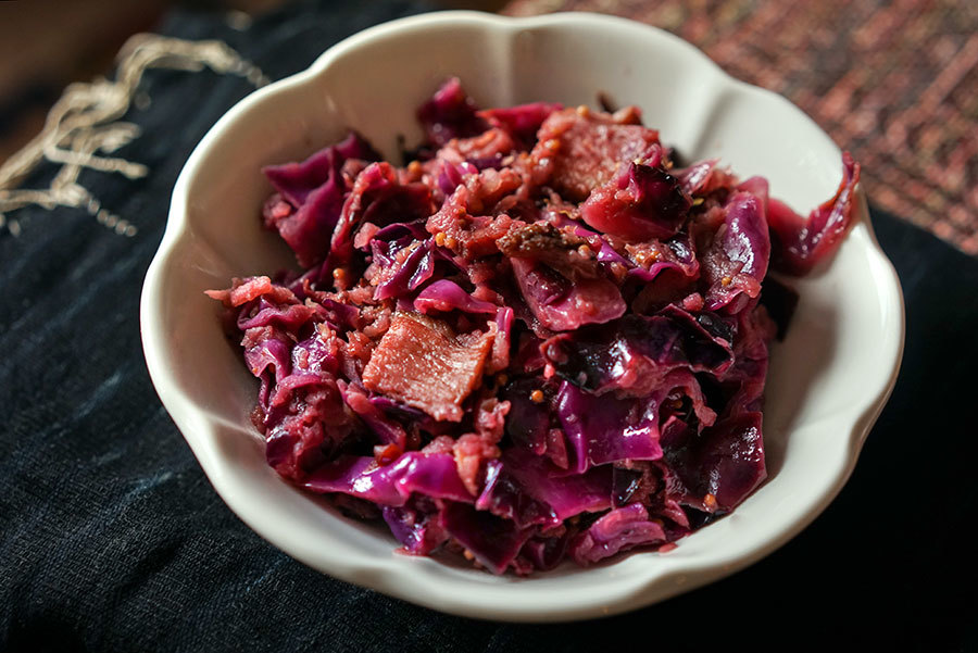 Red Cabbage With Apple And Bacon