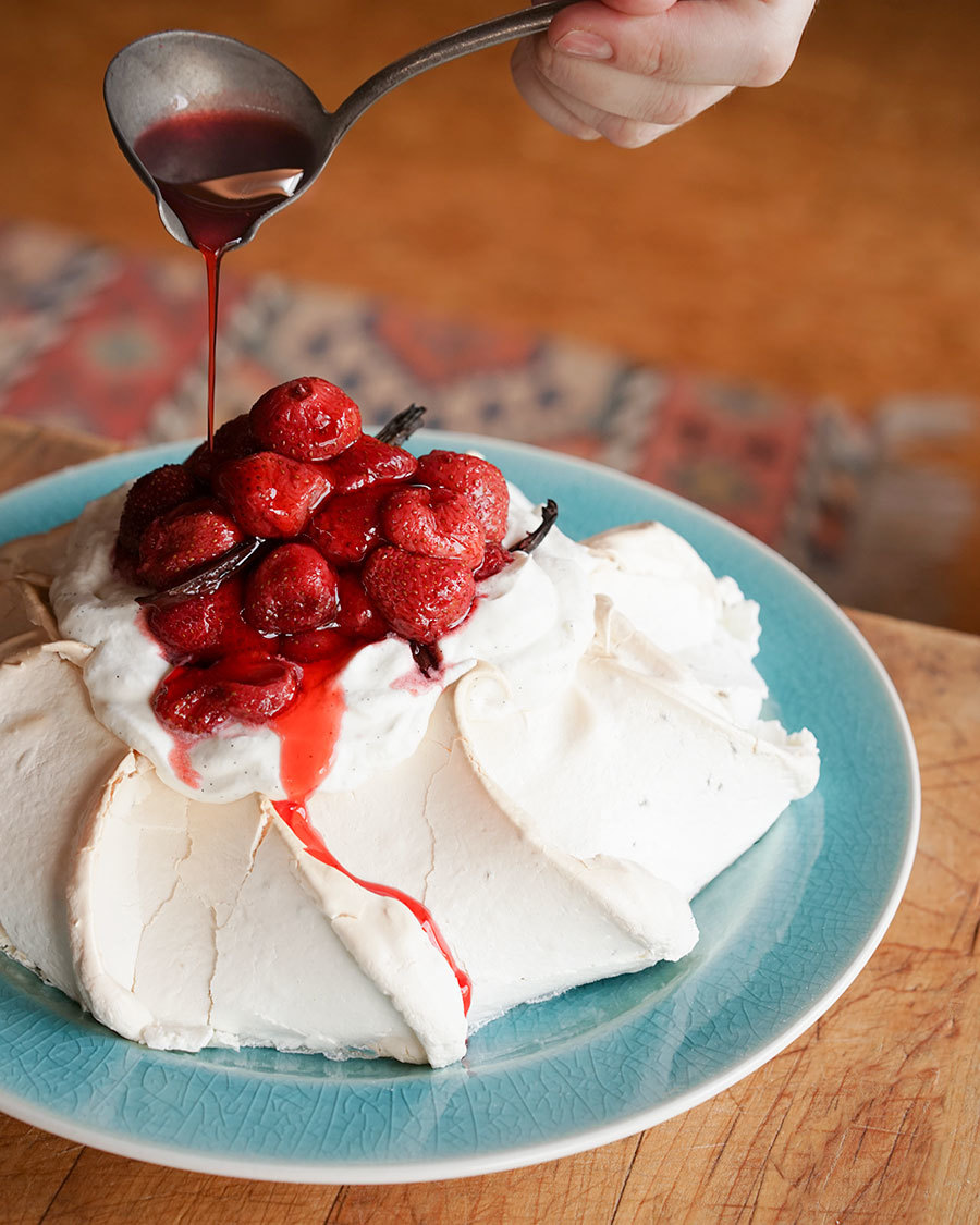 Roasted Strawberry Pavlova