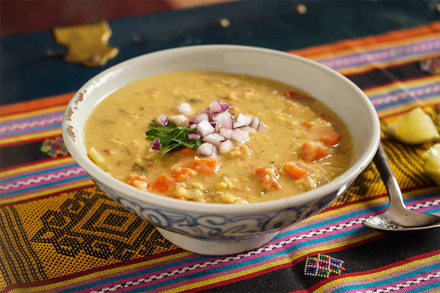 Lentil Soup with White Curry