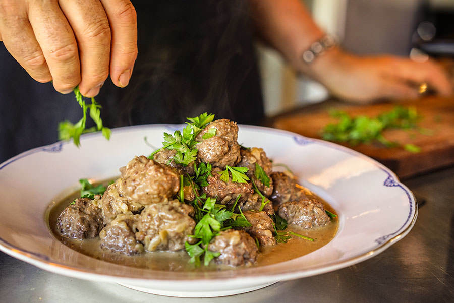 Hunters’ Meatballs in Cream Sauce