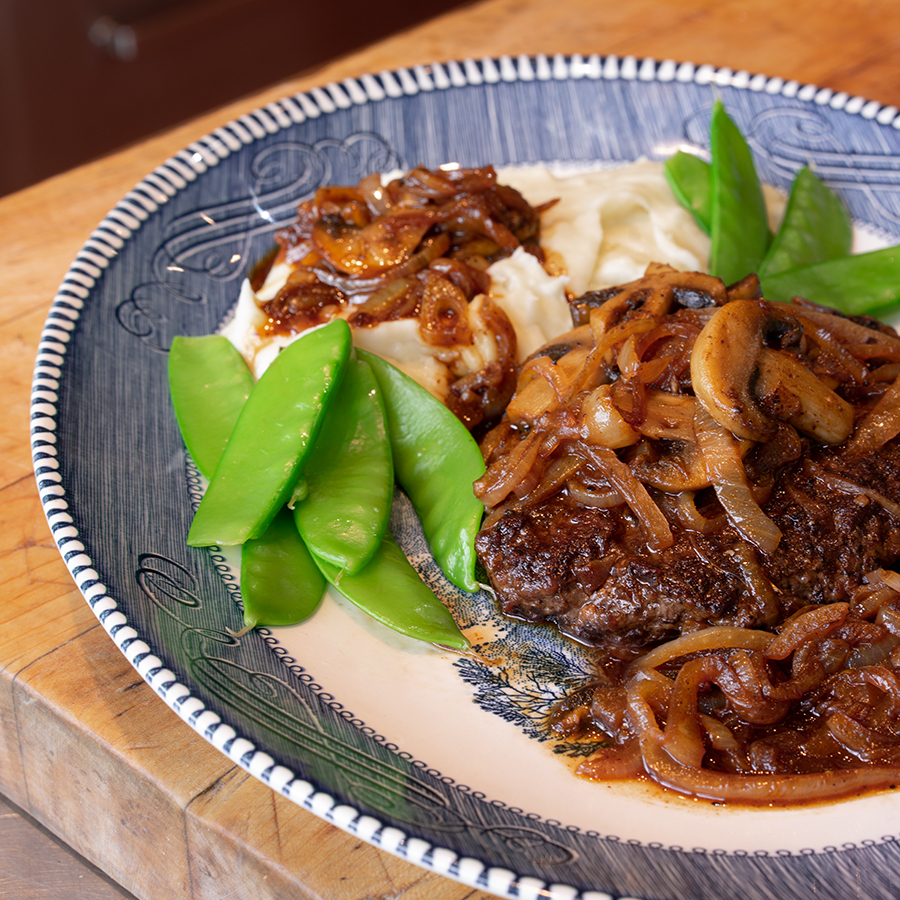 Hamburger steak with nordic onion and mushroom sauce