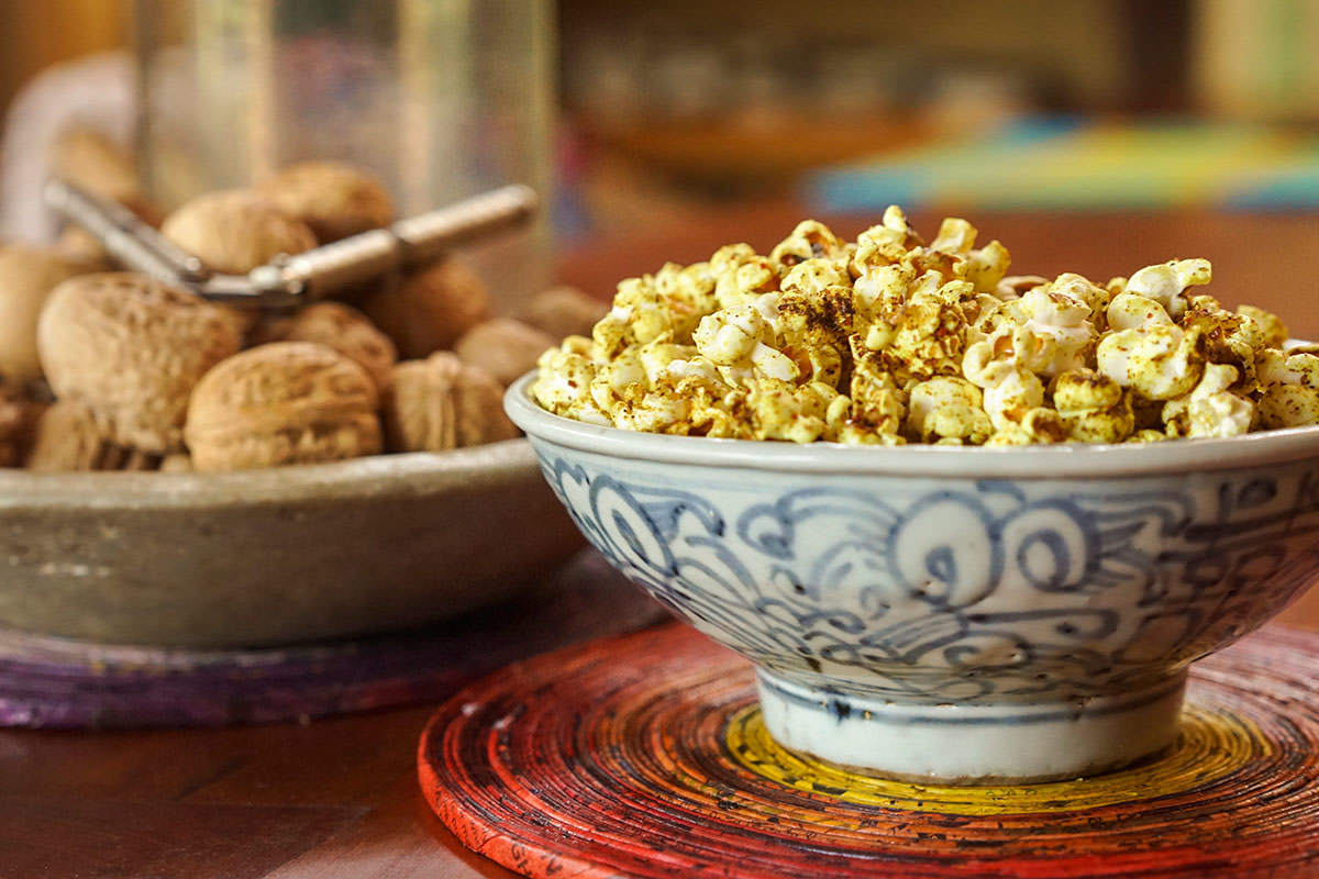 Curry popcorn